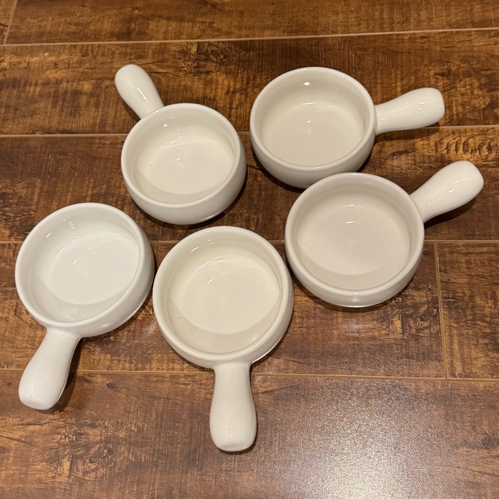 Set of 5 White Ceramic French Onion Soup Bowls with Handles